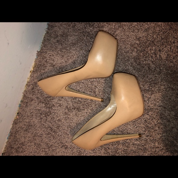 Nude aldo heels - Picture 3 of 12